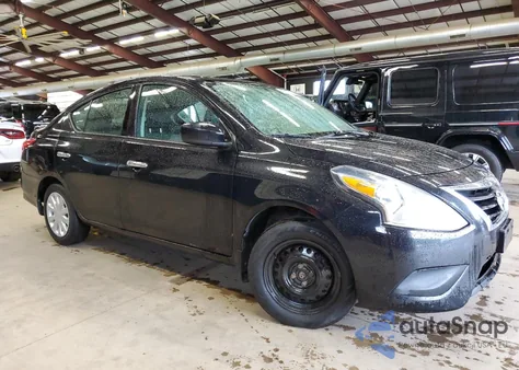 2018 Nissan Versa S z USA, uszkodzony, nr VIN 3N1CN7AP9JL885583